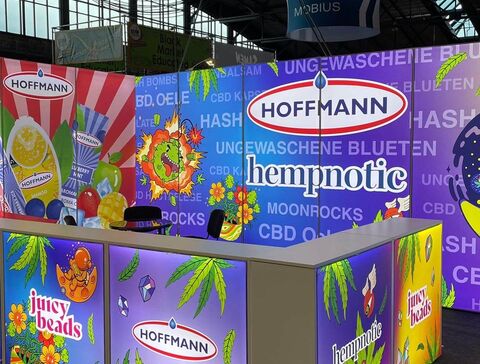 Pixlip Messestand für Hoffmann